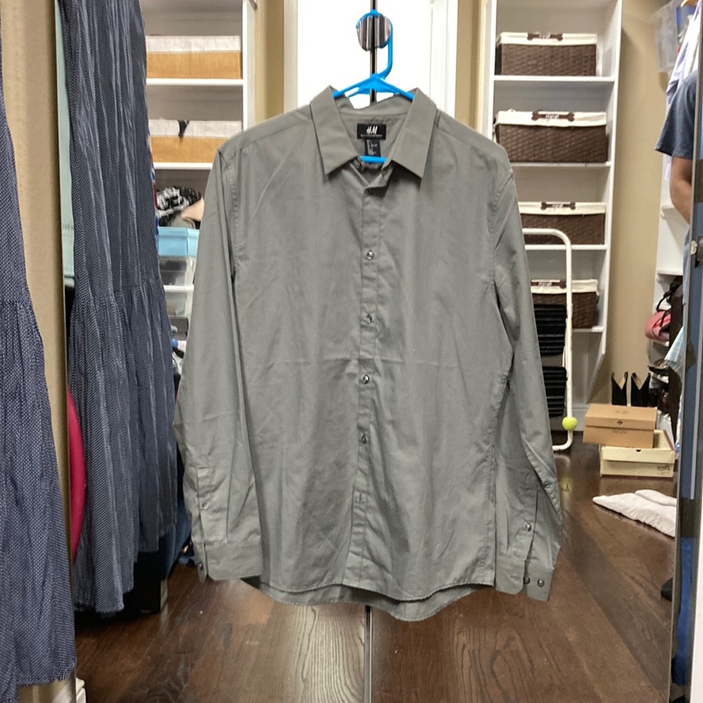 Green H&M dress shirt slim fit - Large